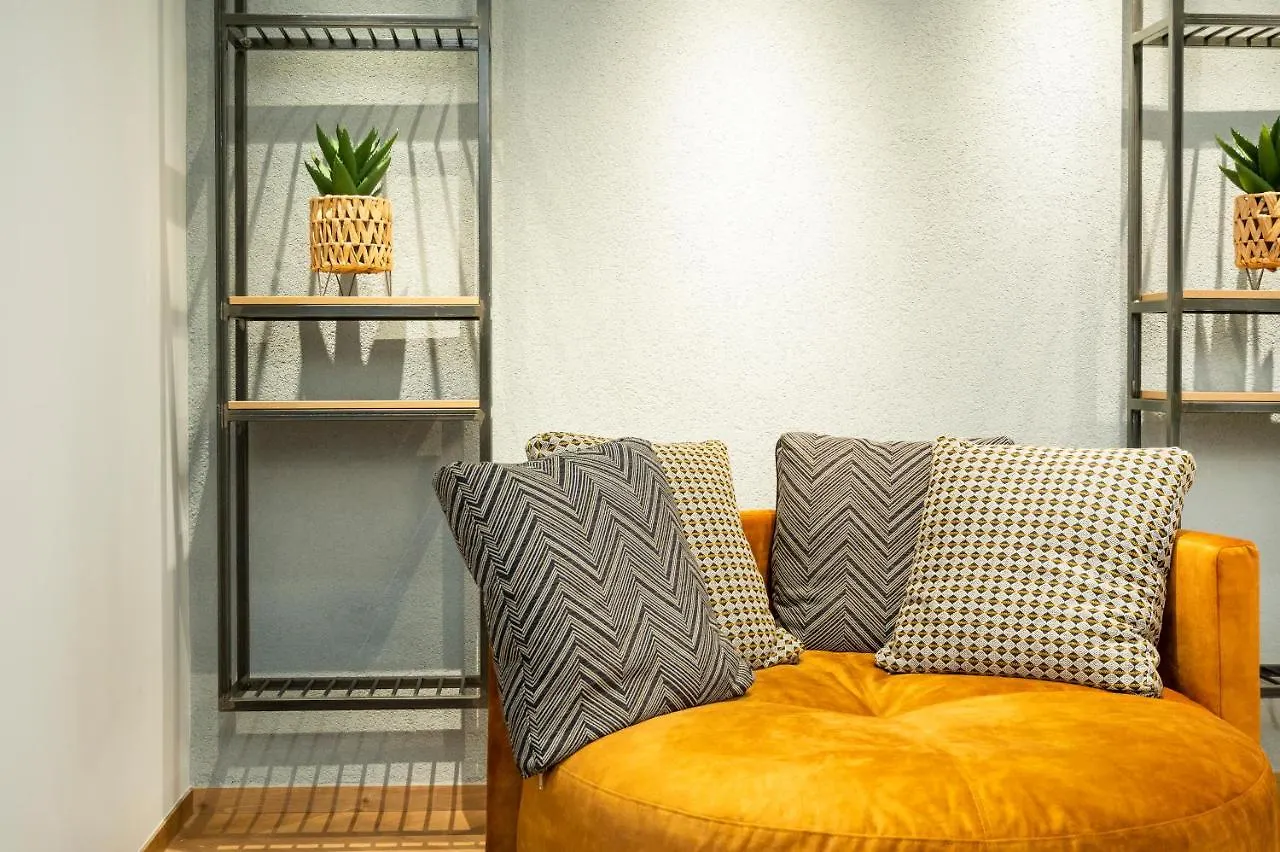#Dahlia By Halu! Apartments Salonicco
